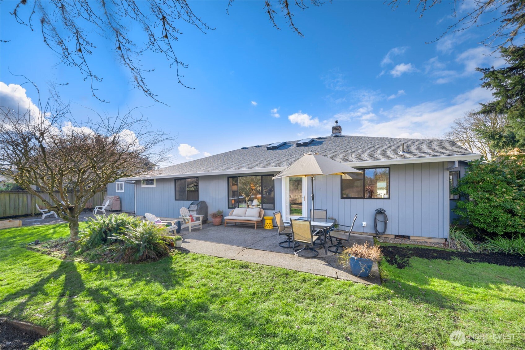3805 NE 160th Street