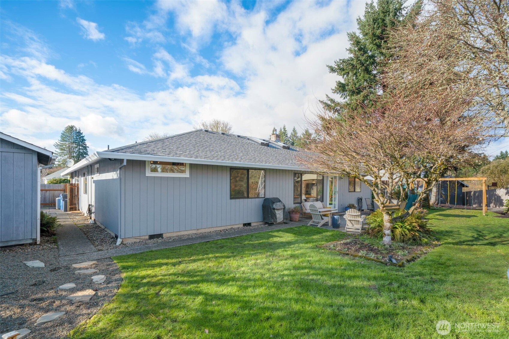 3805 NE 160th Street