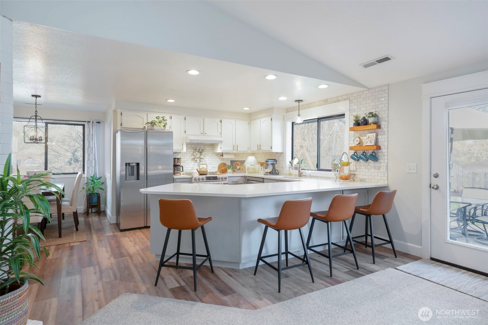 3805 NE 160th Street