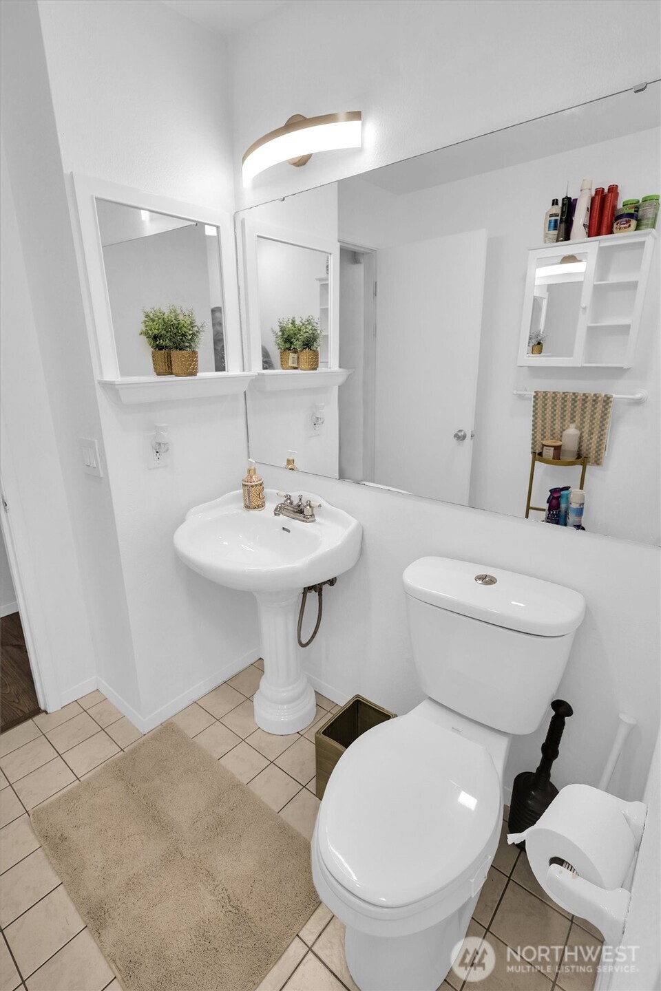 330 Elm St Unit: 201