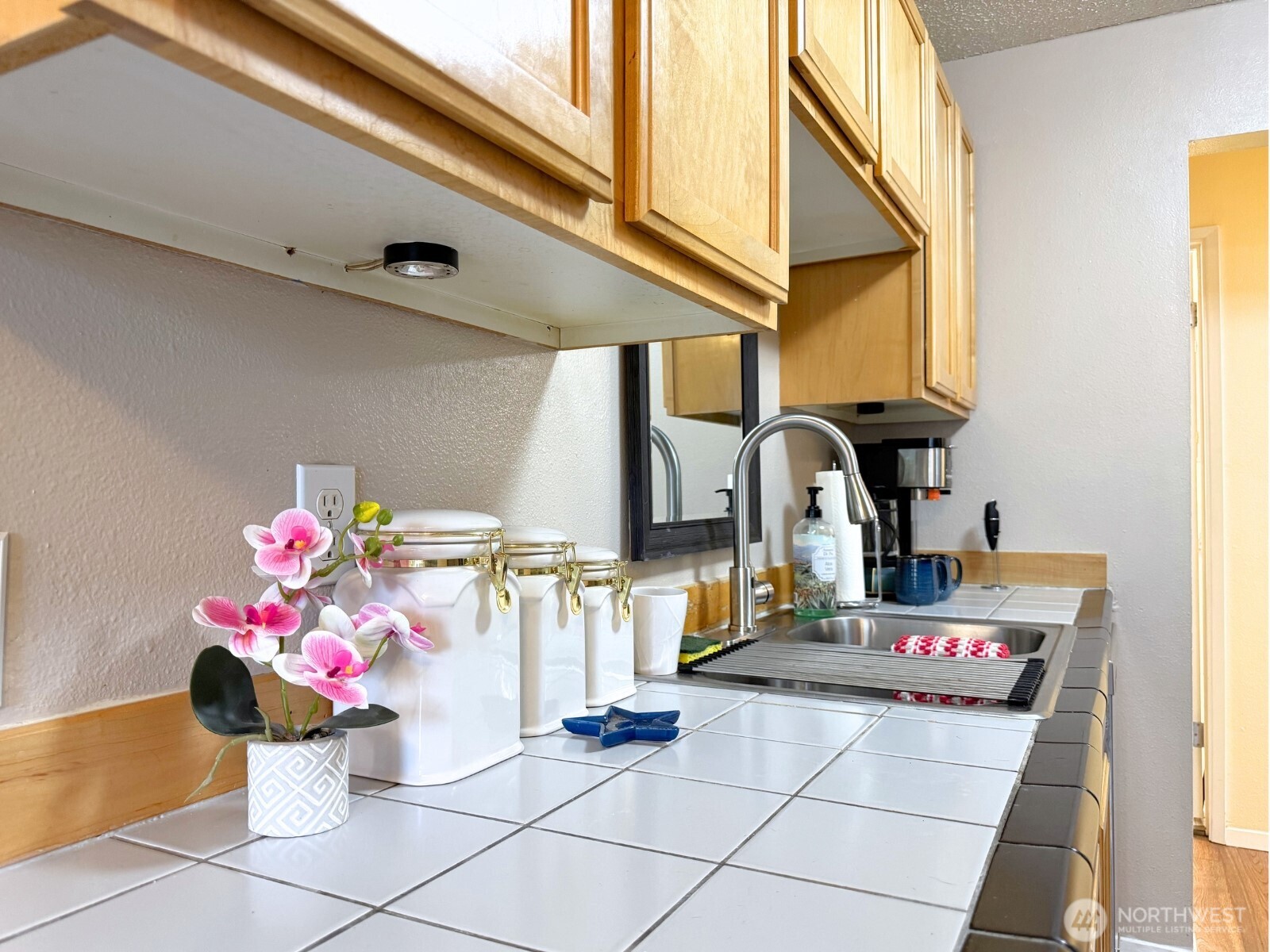 330 Elm St Unit: 201