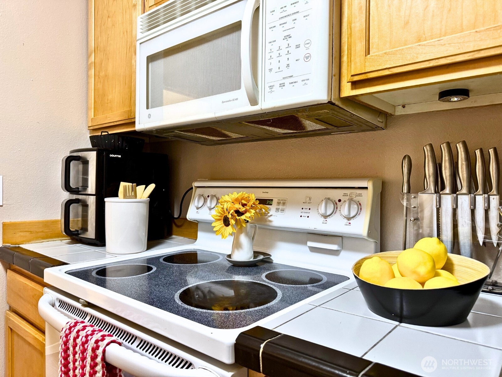 330 Elm St Unit: 201