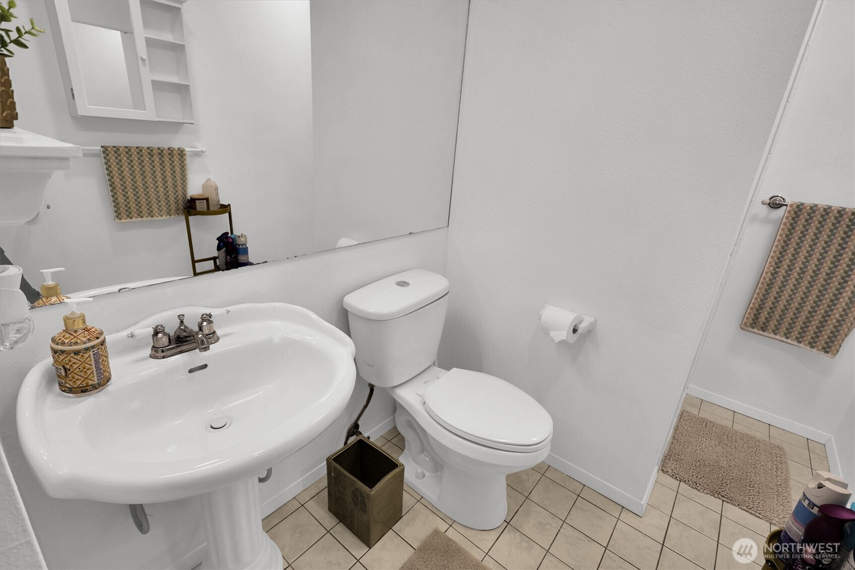 330 Elm St Unit: 201