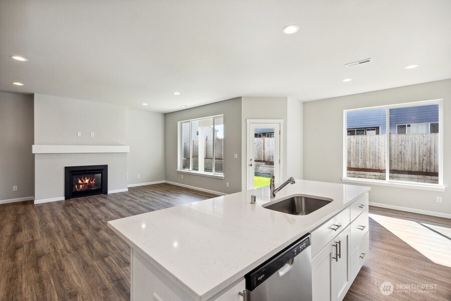 14222 Jensen Drive SE Unit: 305