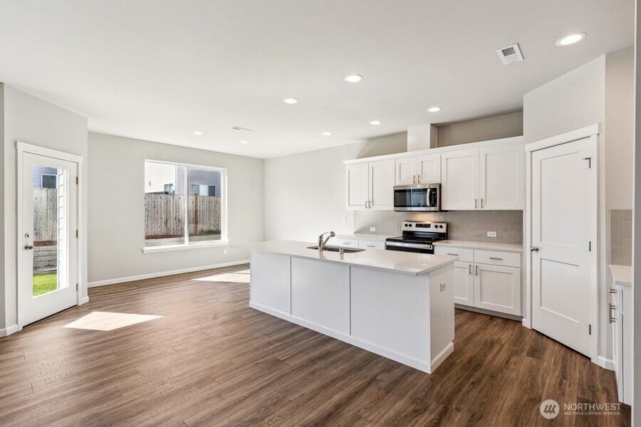 14222 Jensen Drive SE Unit: 305