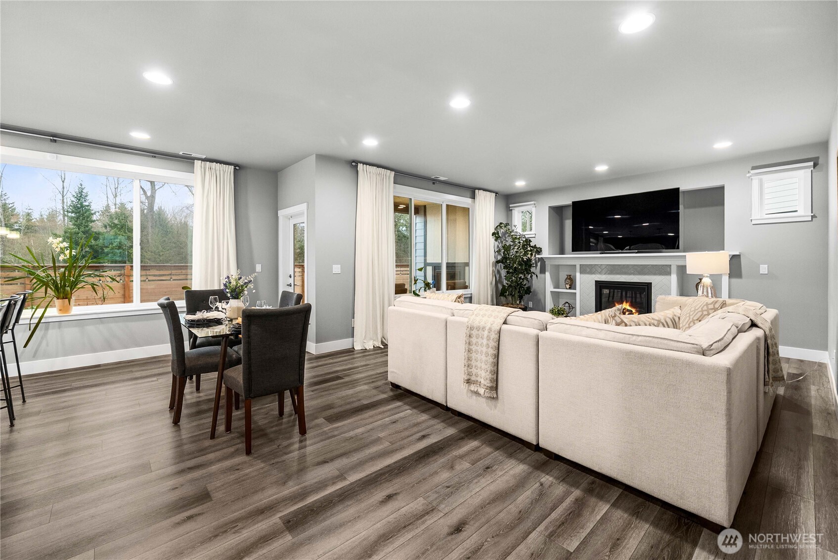 19047 130th Street E