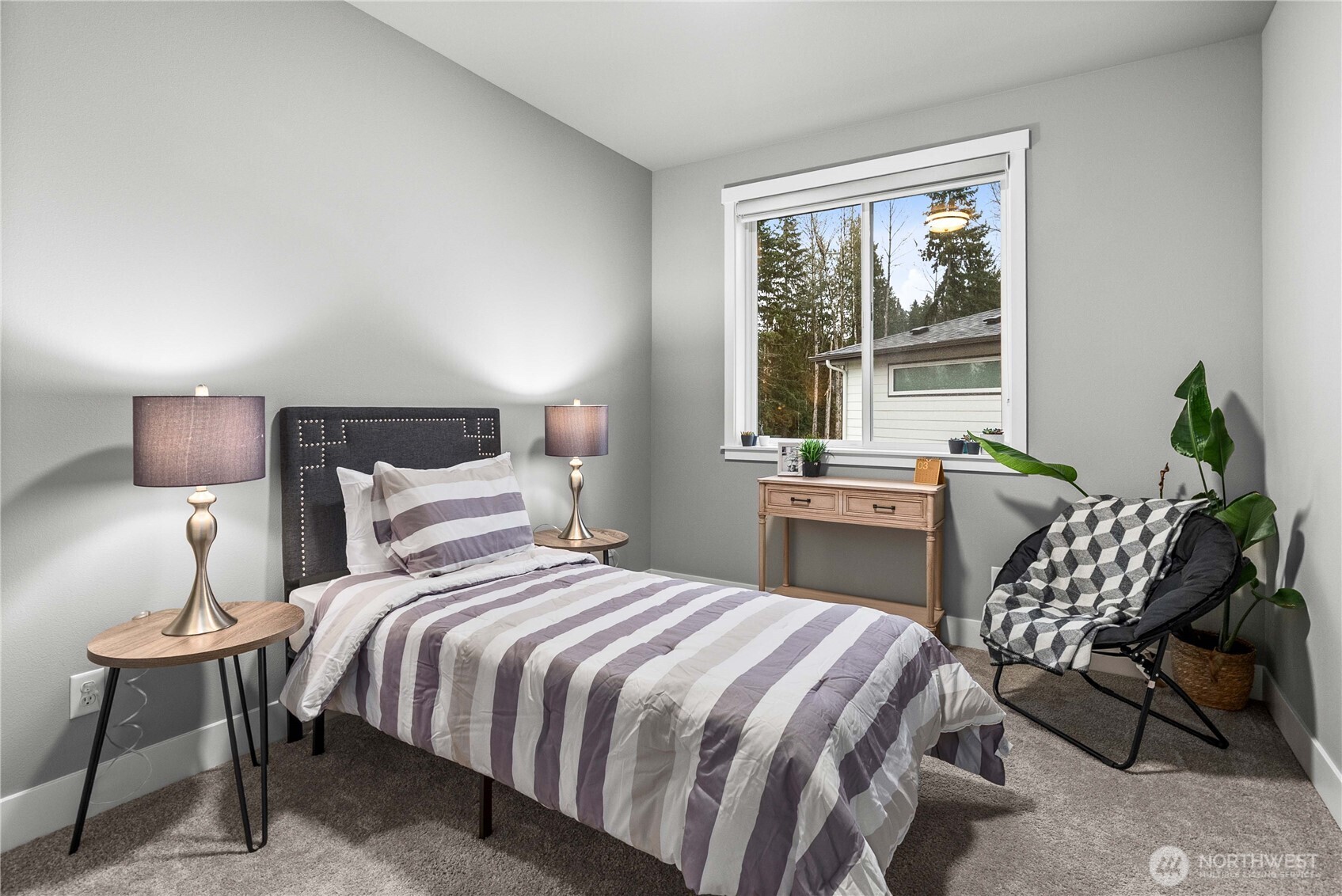 19047 130th Street E