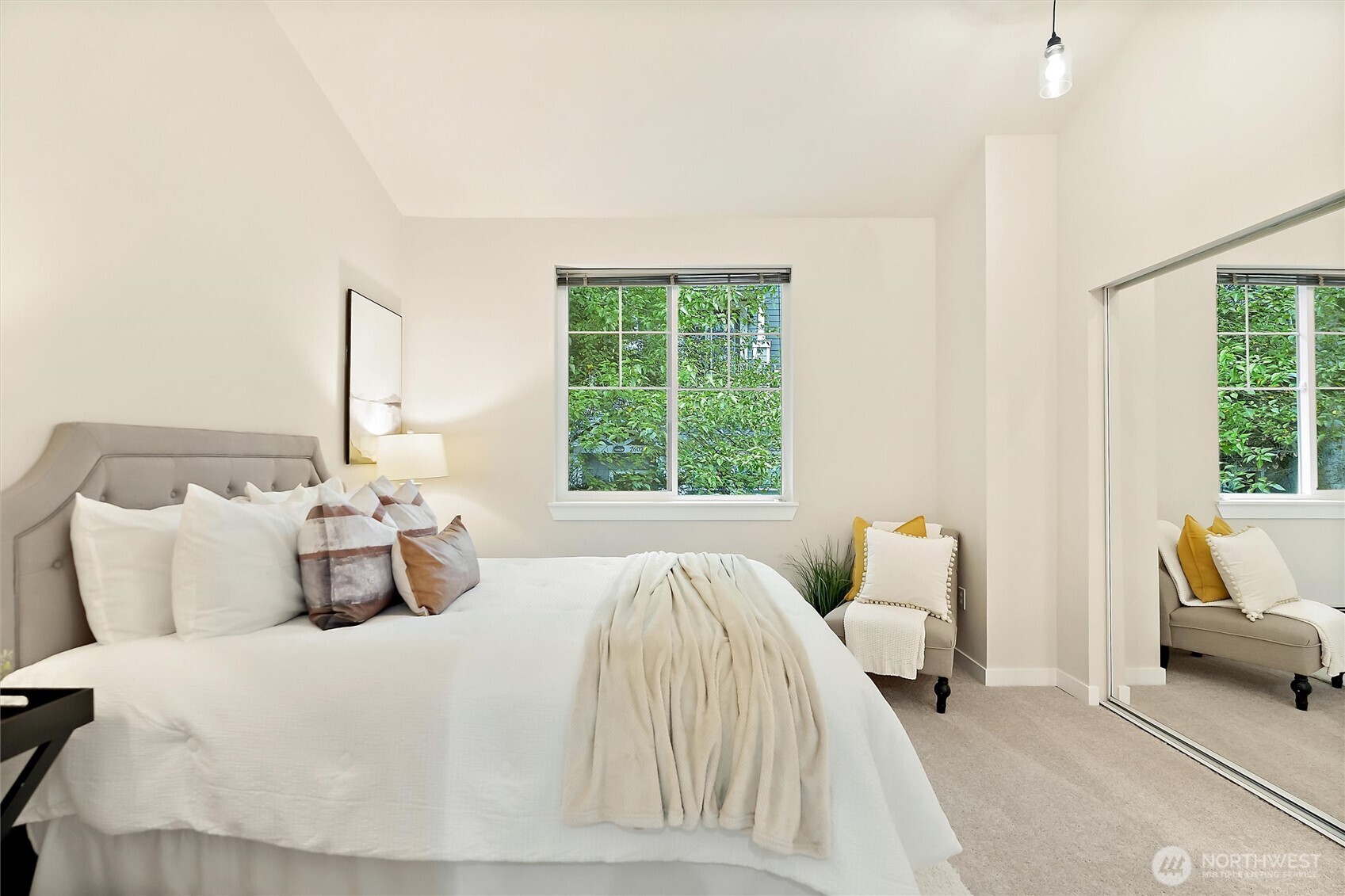 16125 Juanita-Woodinville Way NE Unit: 1106