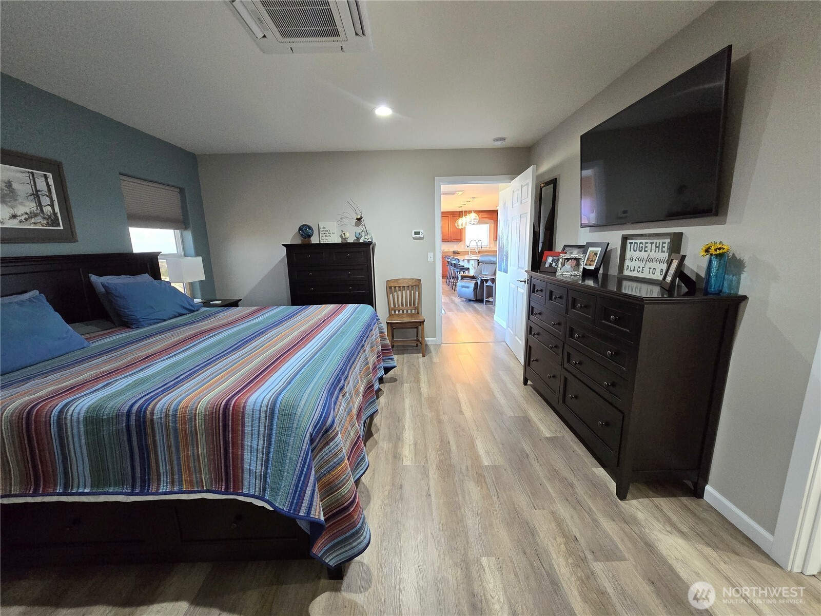40 Topaz Way