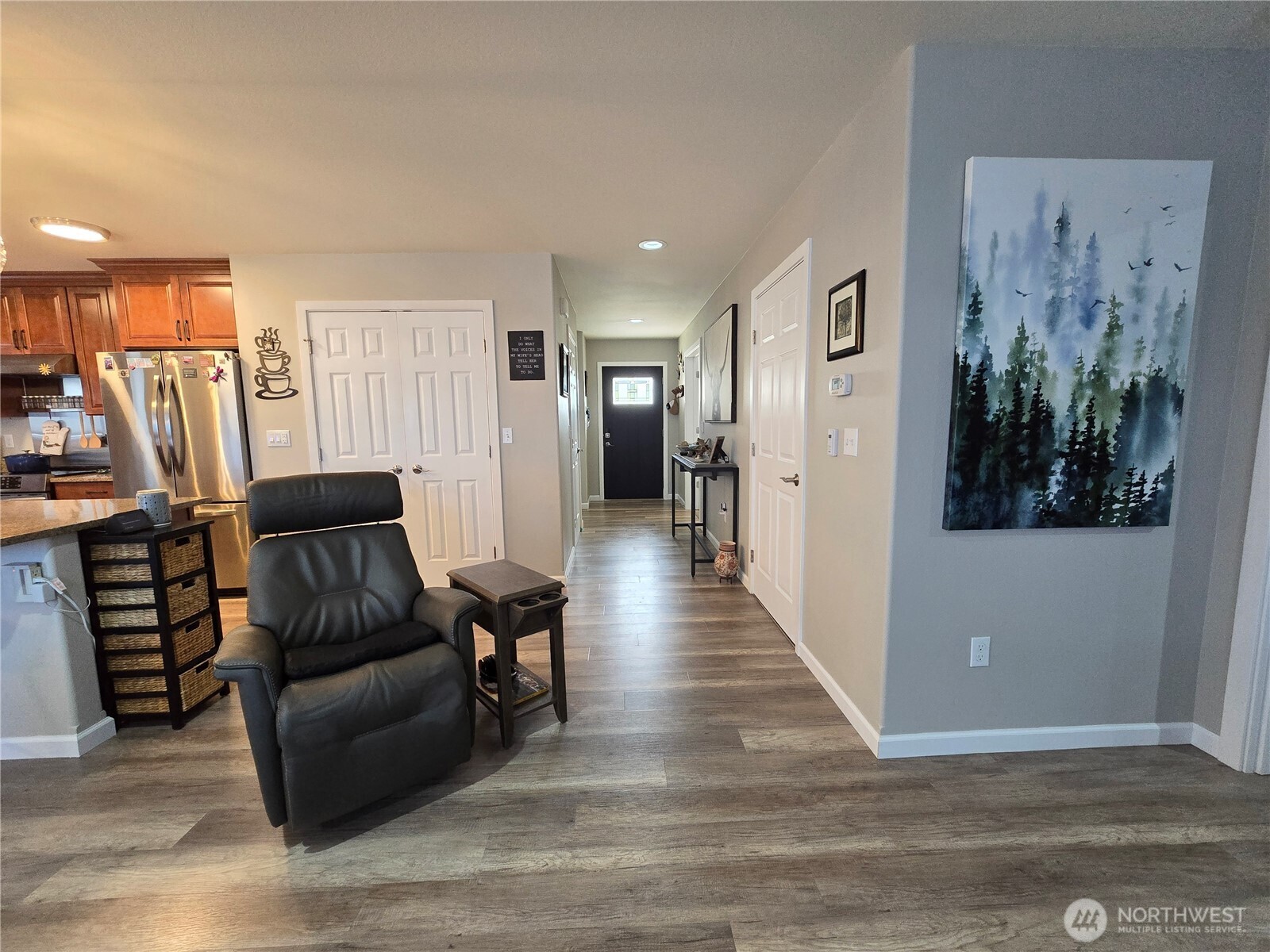 40 Topaz Way