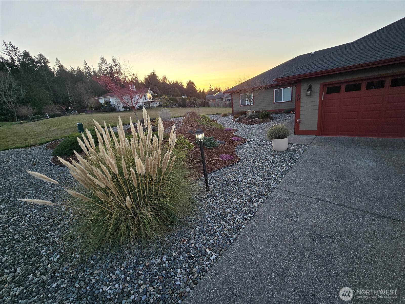 40 Topaz Way