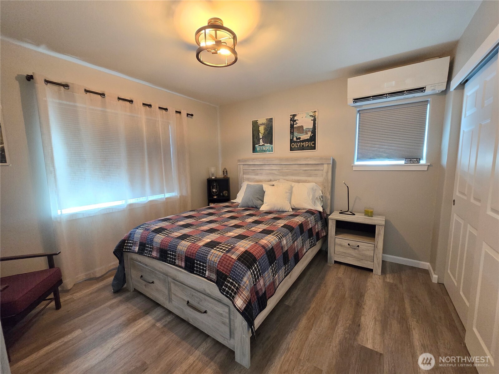 40 Topaz Way