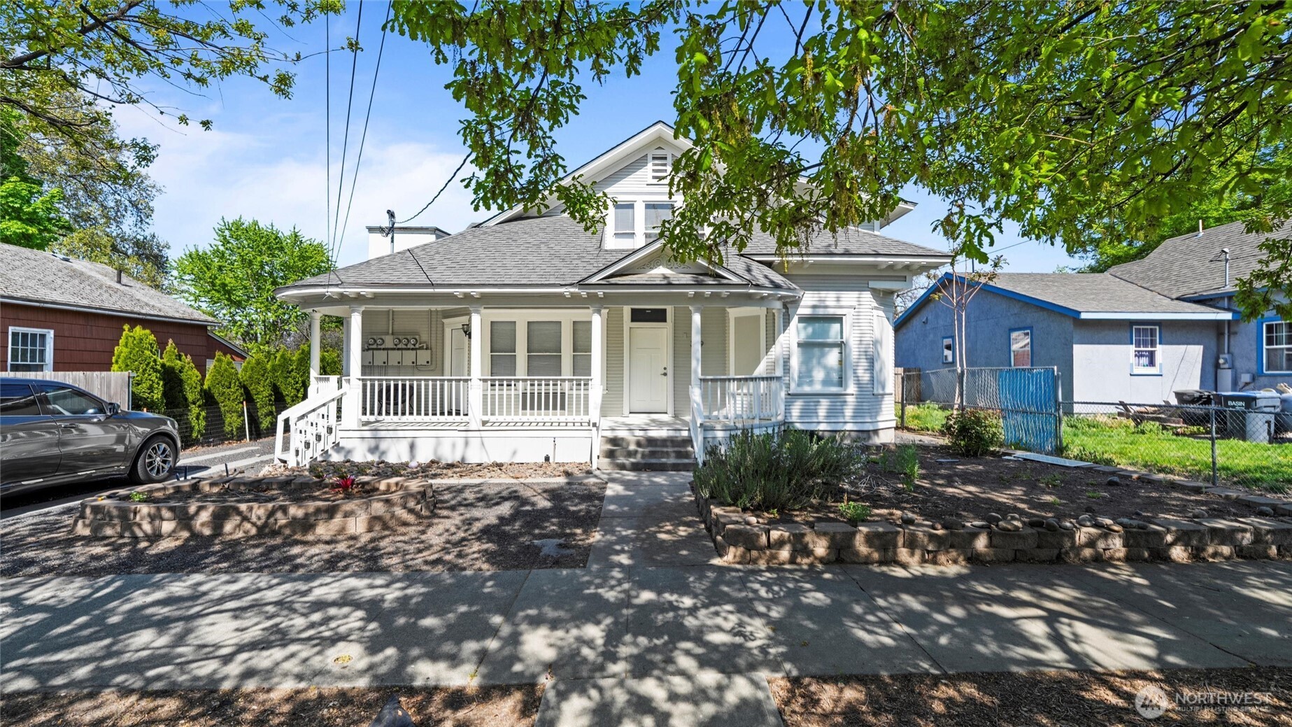309 E Sumach Street