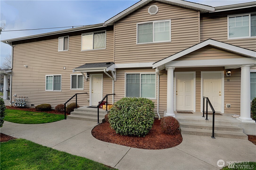 4407 Hoyt Avenue Unit: ABCD