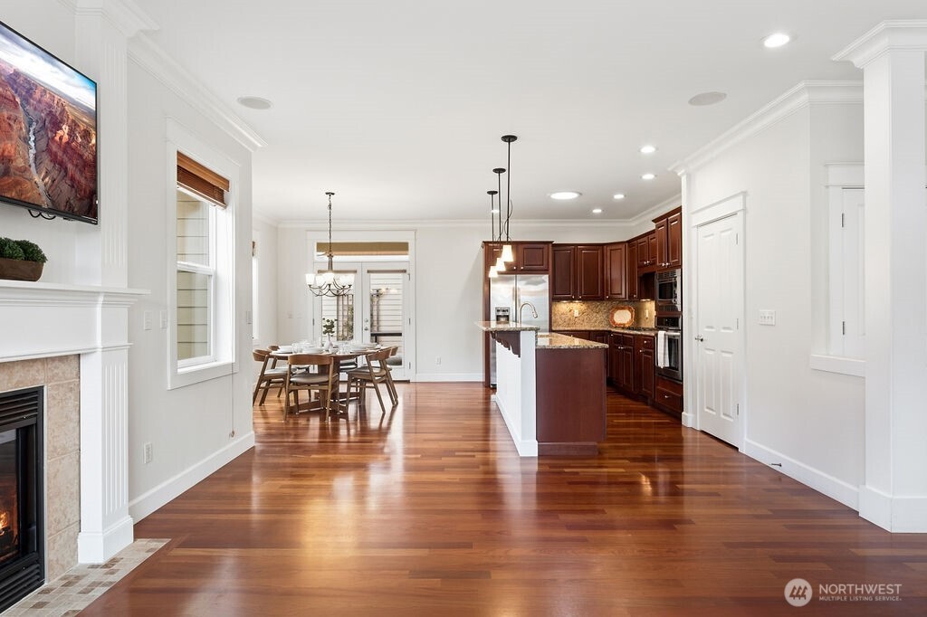 7276 Rosemount Circle