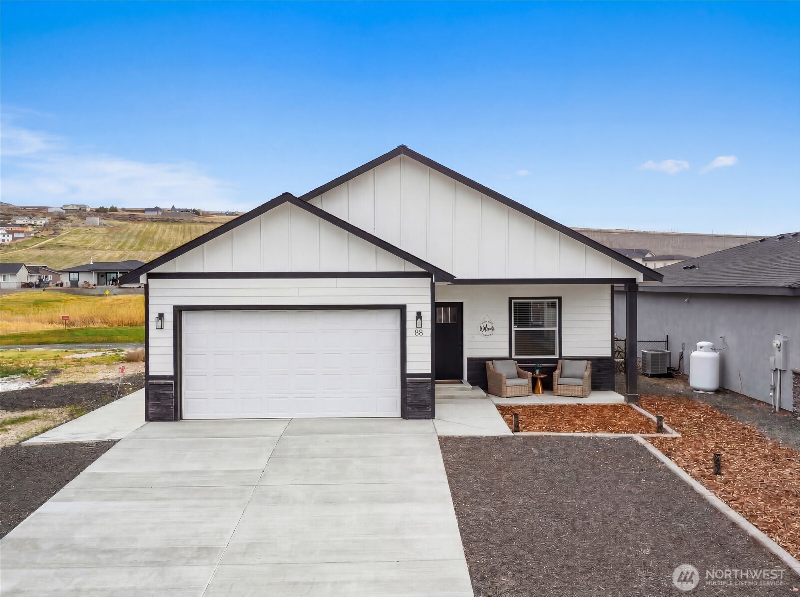 6697 Club House Drive SE Unit: 88