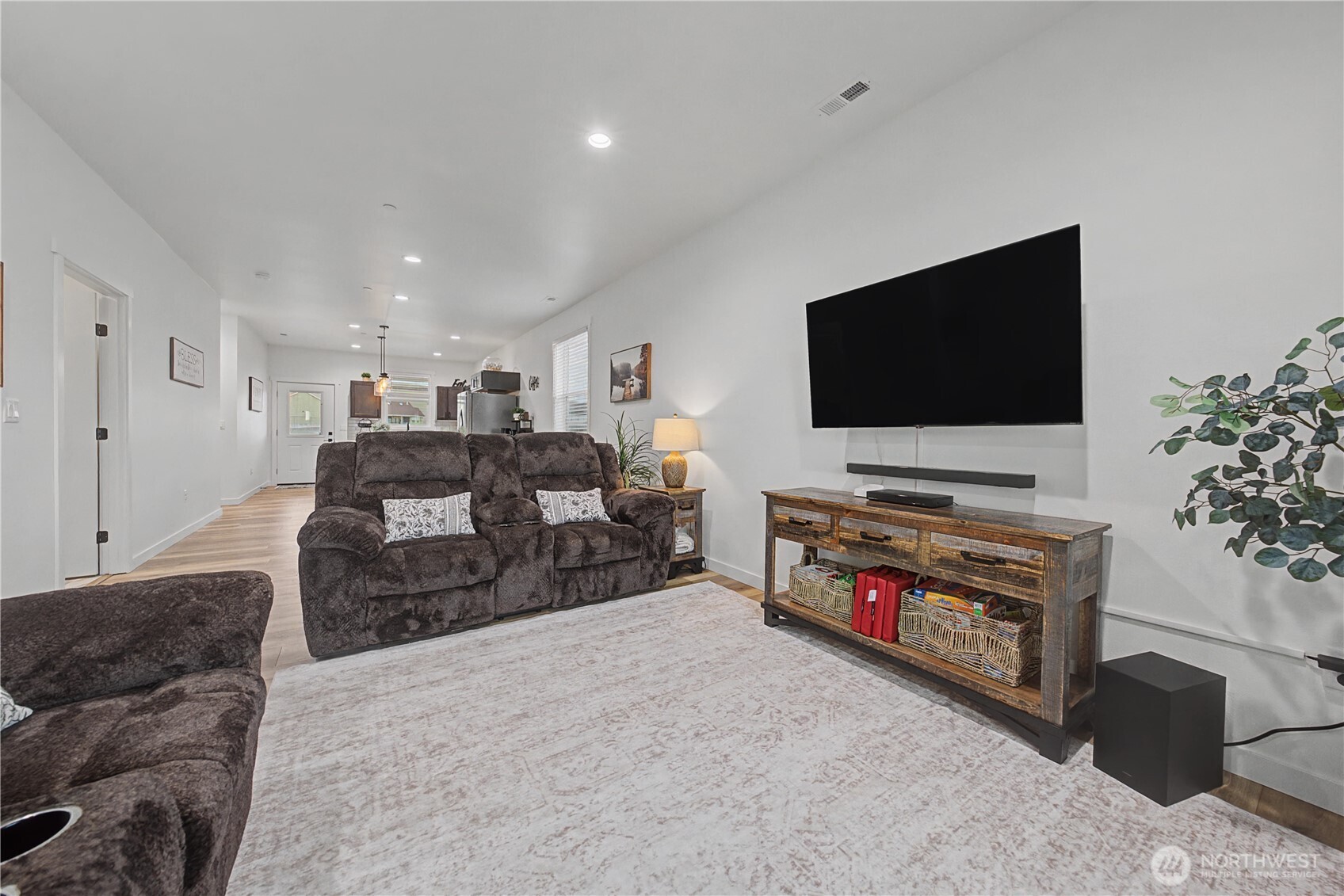6697 Club House Drive SE Unit: 88