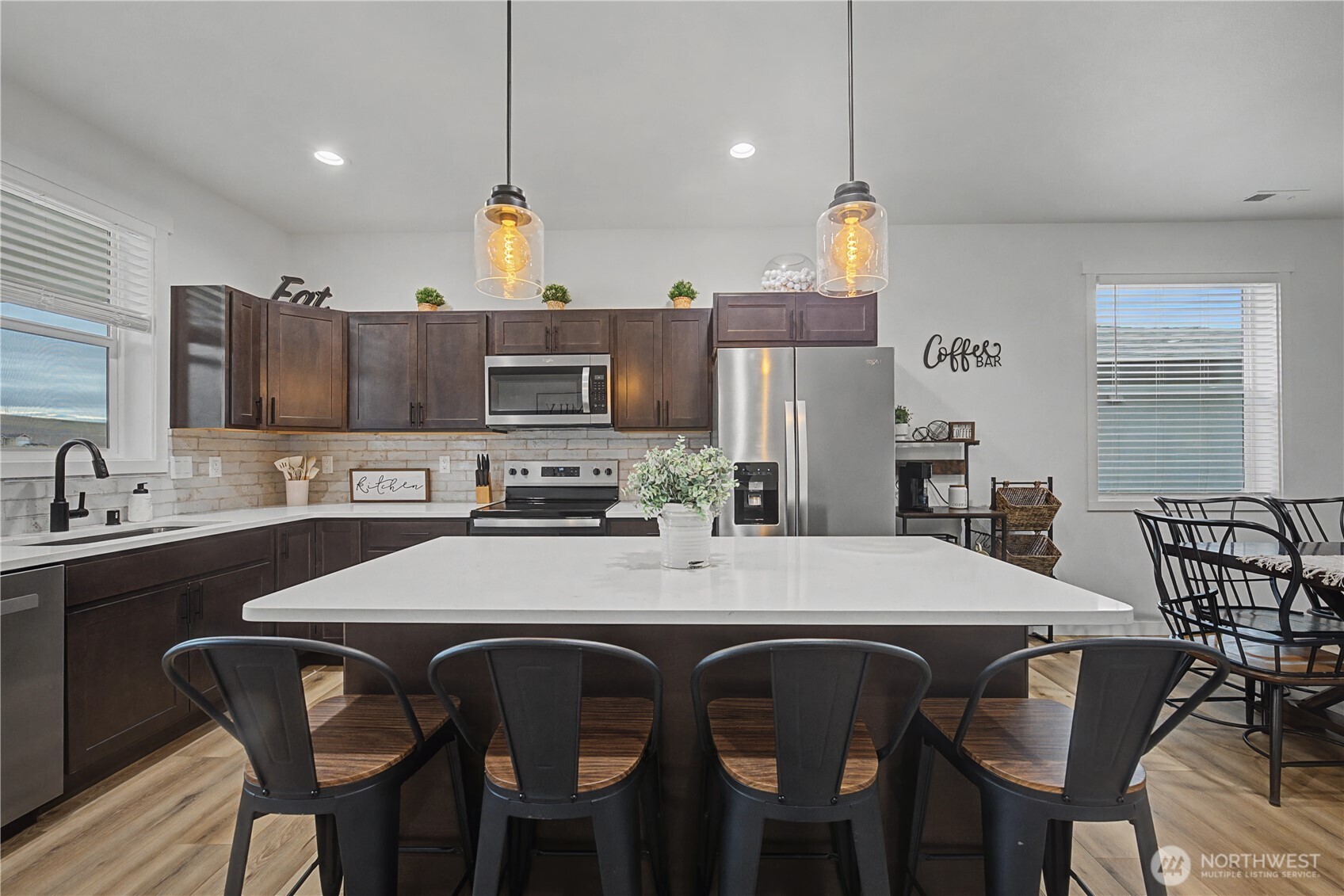 6697 Club House Drive SE Unit: 88