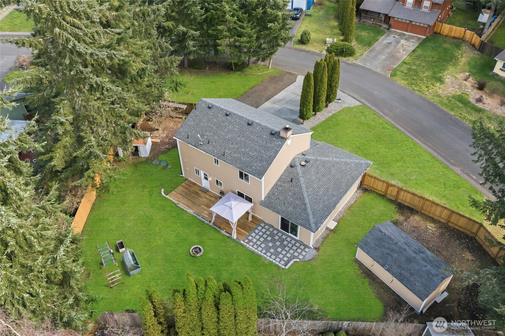 3735 Vassar Loop SE