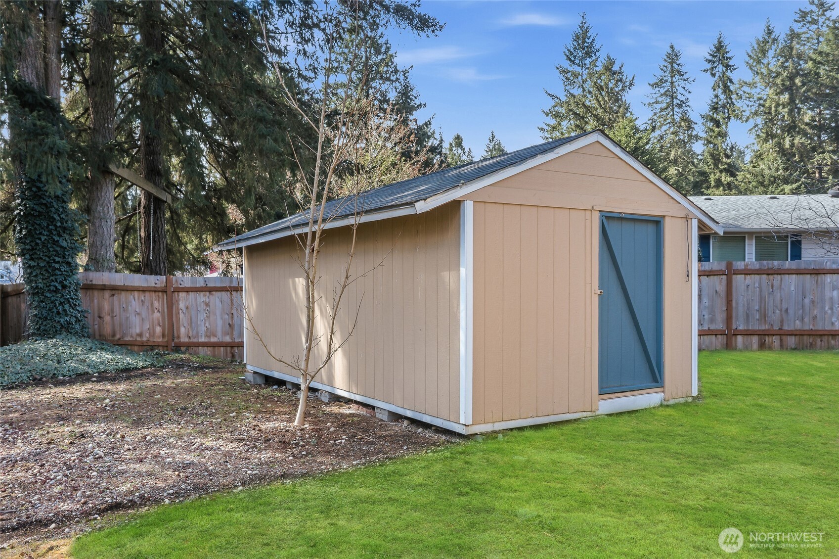 3735 Vassar Loop SE