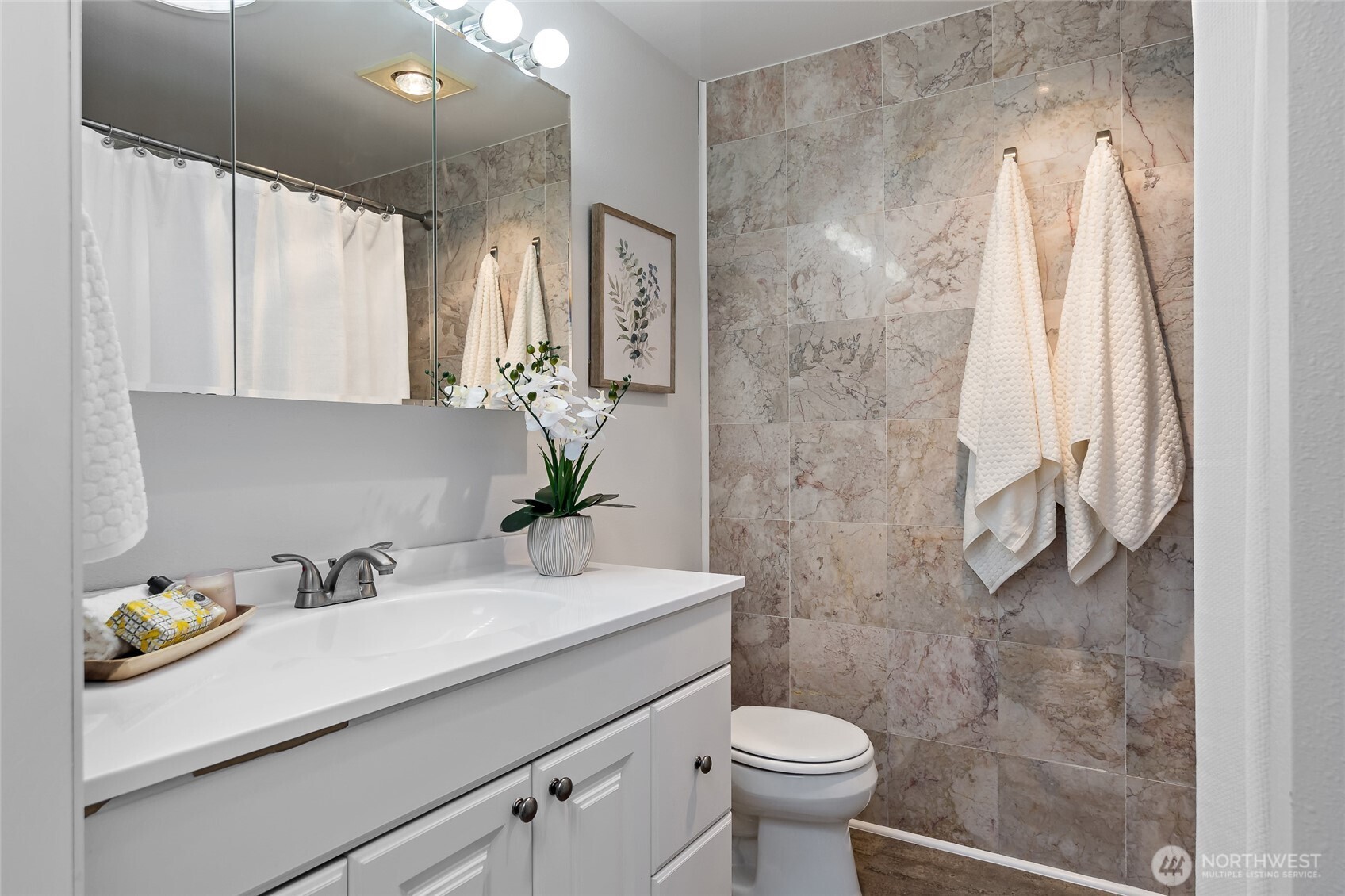 3735 Vassar Loop SE