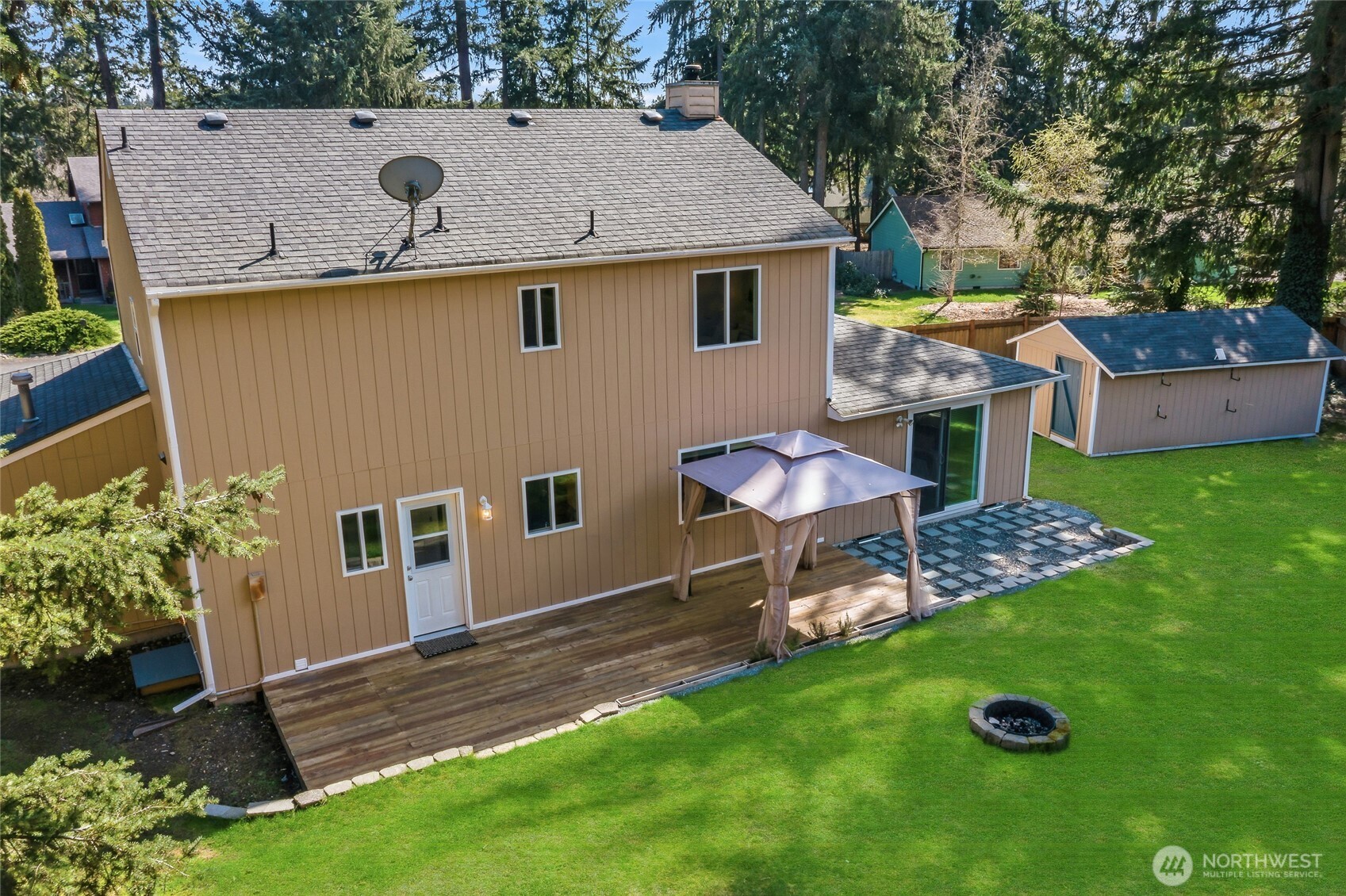 3735 Vassar Loop SE
