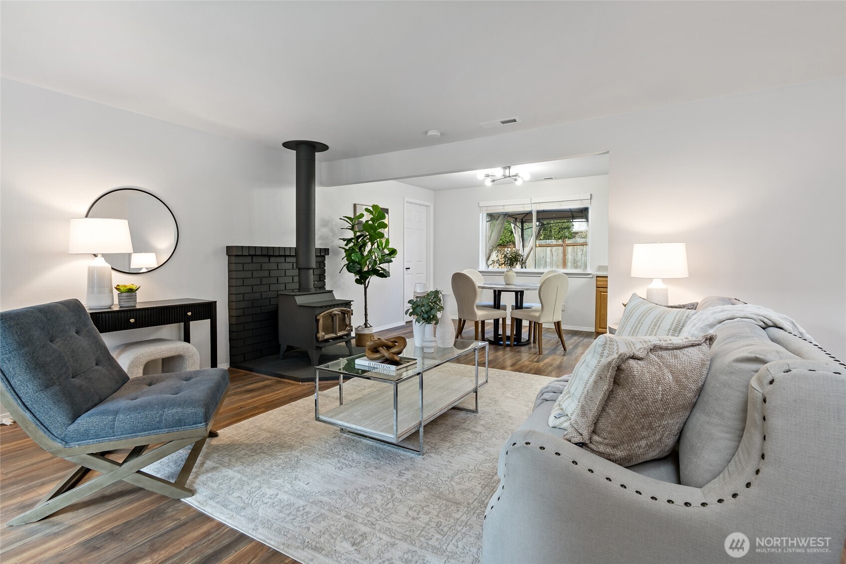 3735 Vassar Loop SE