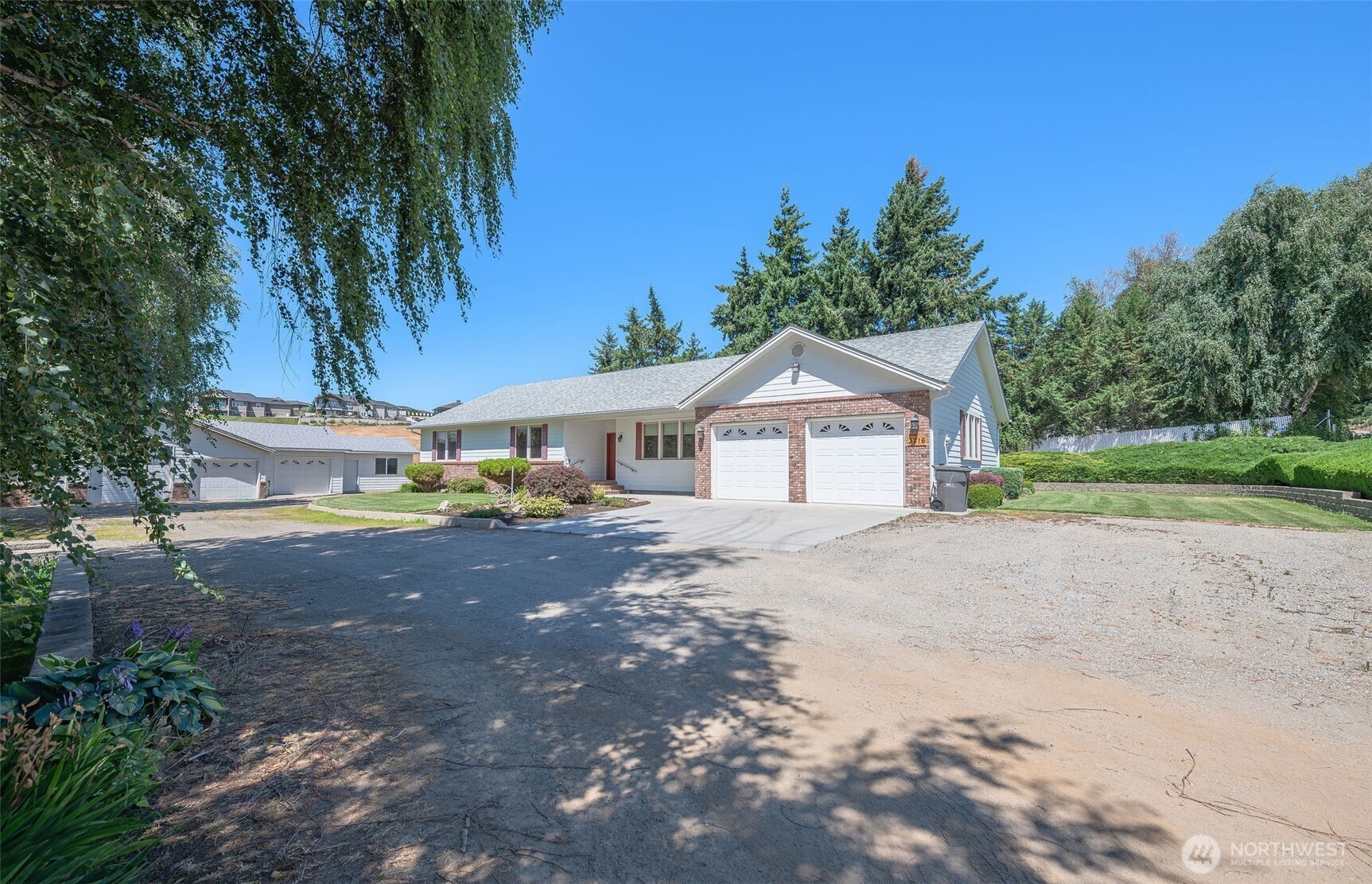 3716 Knowles Road