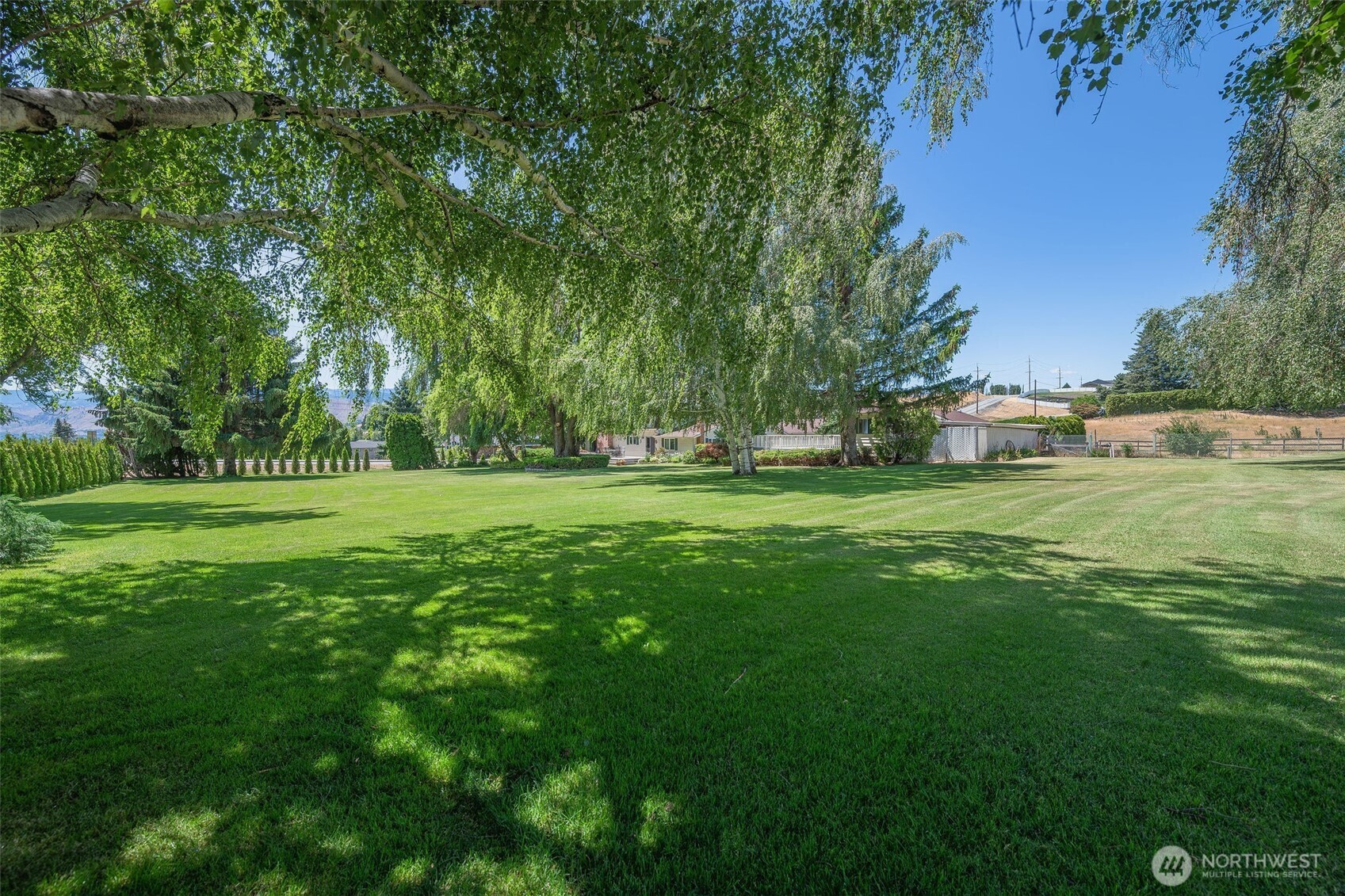 3716 Knowles Road