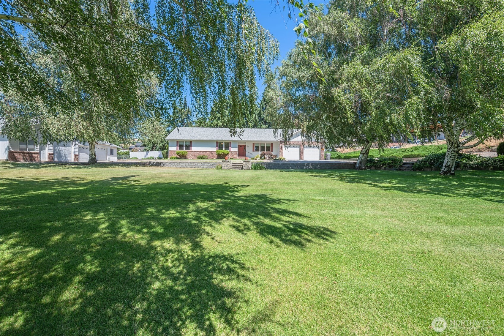 3716 Knowles Road