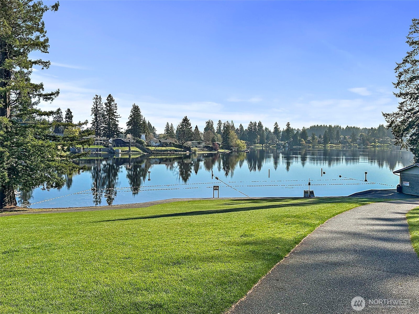 4317 Clearwater Loop SE