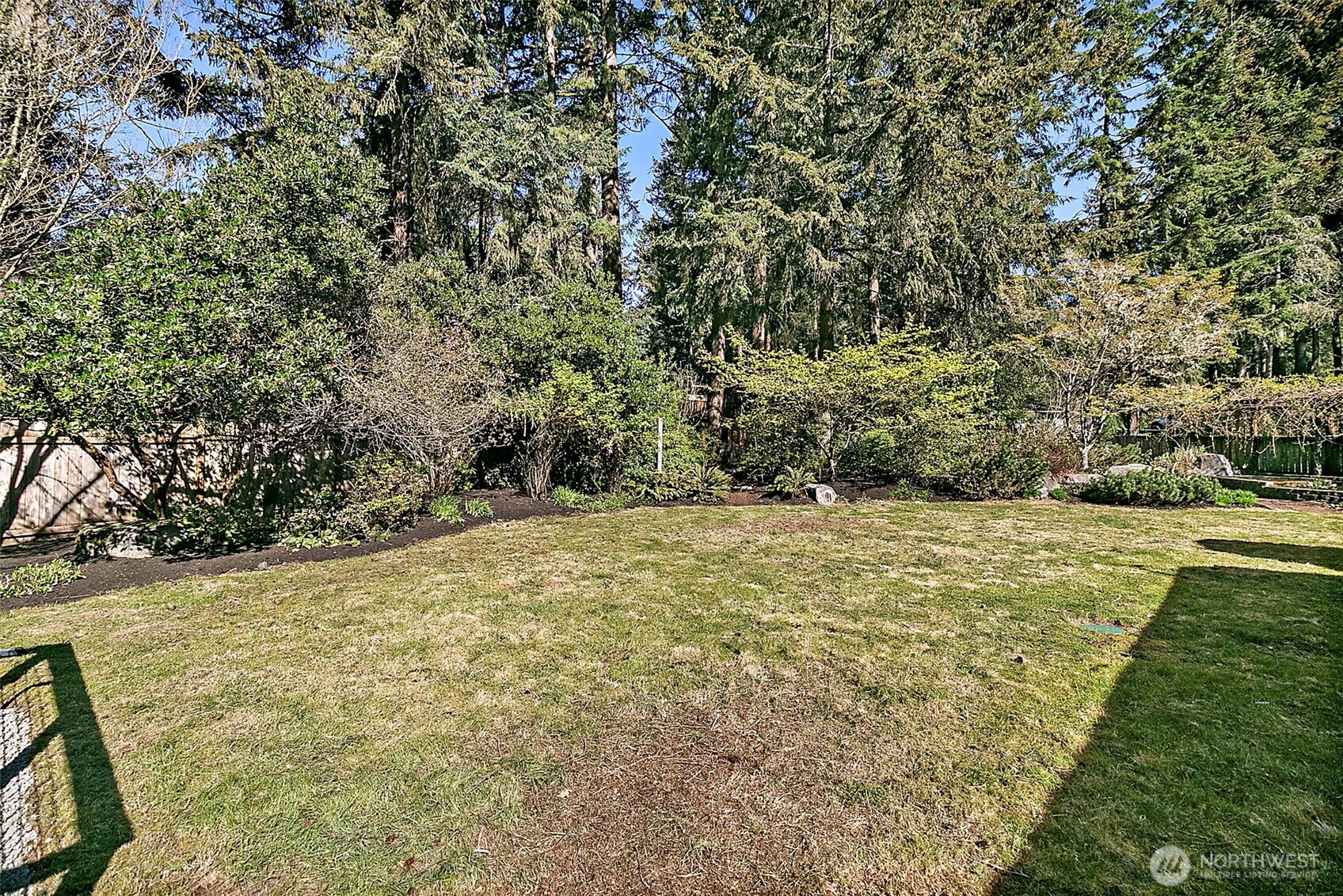 4317 Clearwater Loop SE
