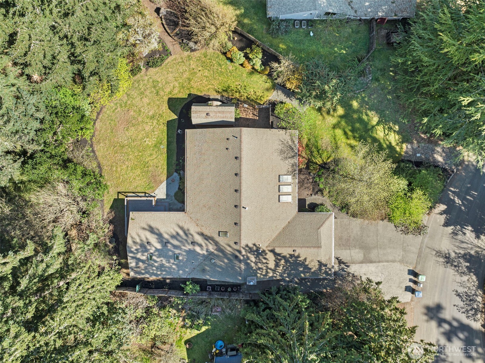4317 Clearwater Loop SE