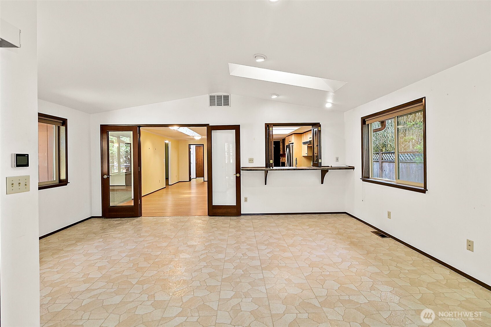 4317 Clearwater Loop SE