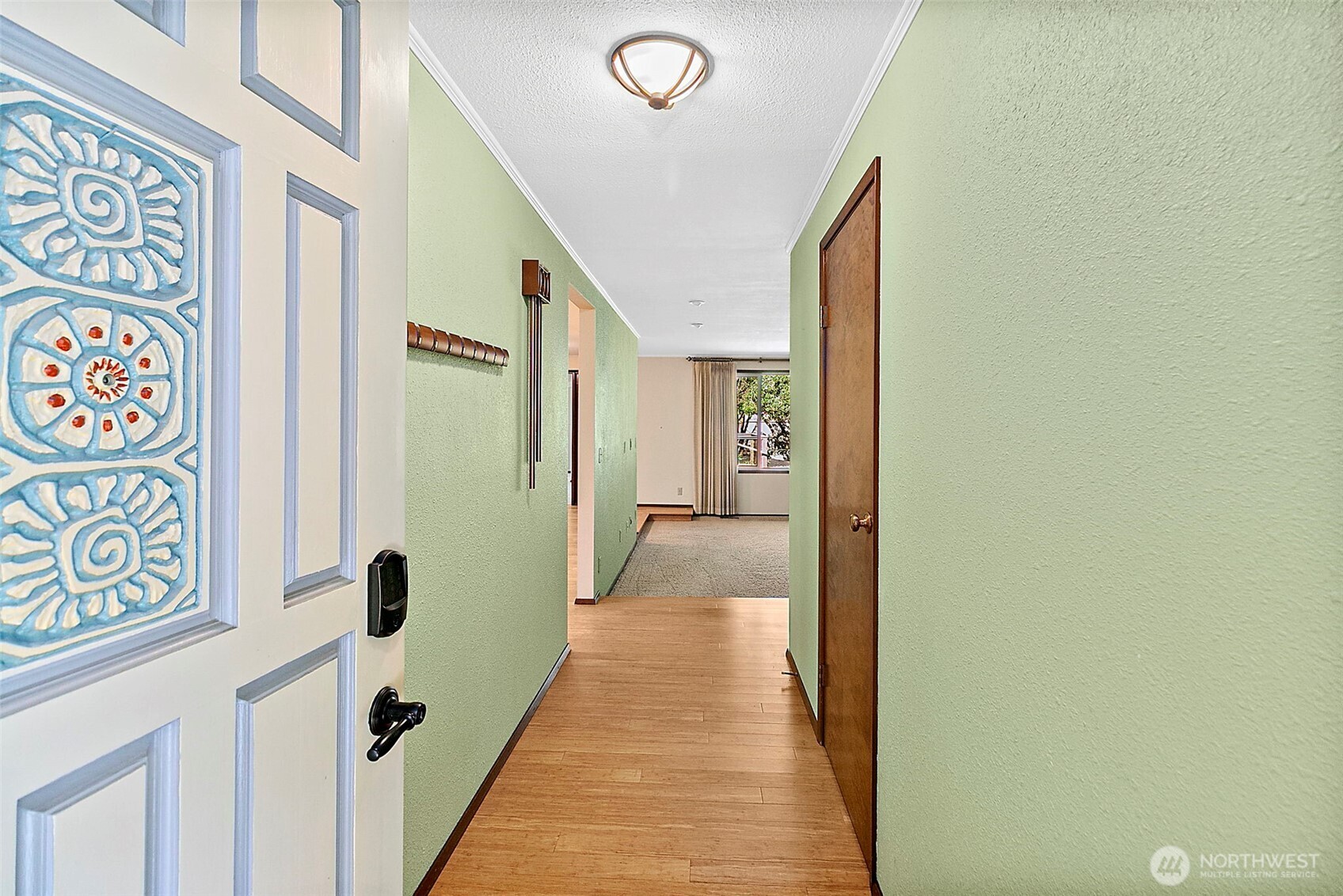 4317 Clearwater Loop SE