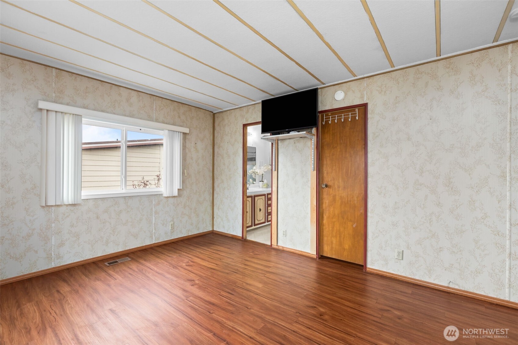 21911 SE 107th Place Unit: 15