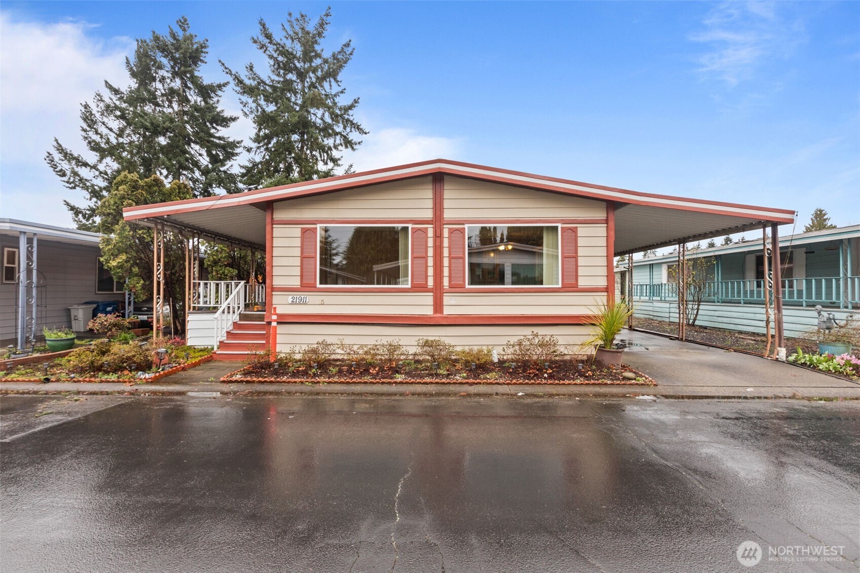 21911 SE 107th Place Unit: 15