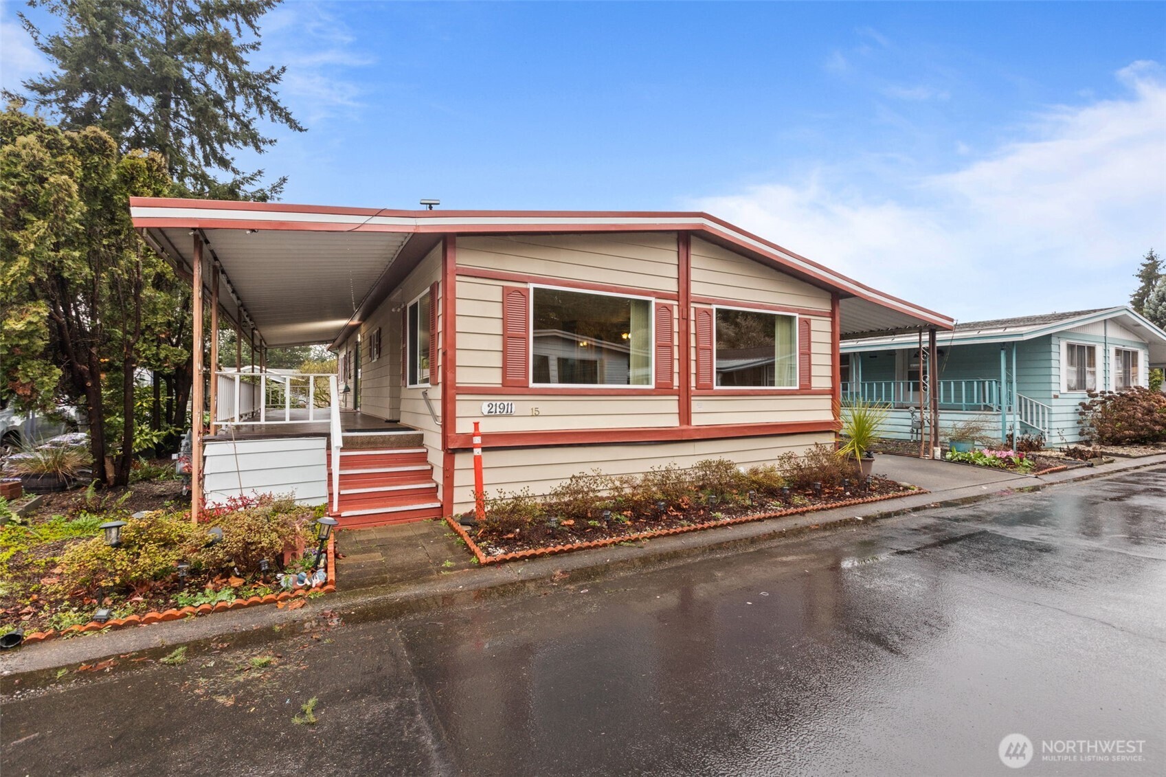 21911 SE 107th Place Unit: 15