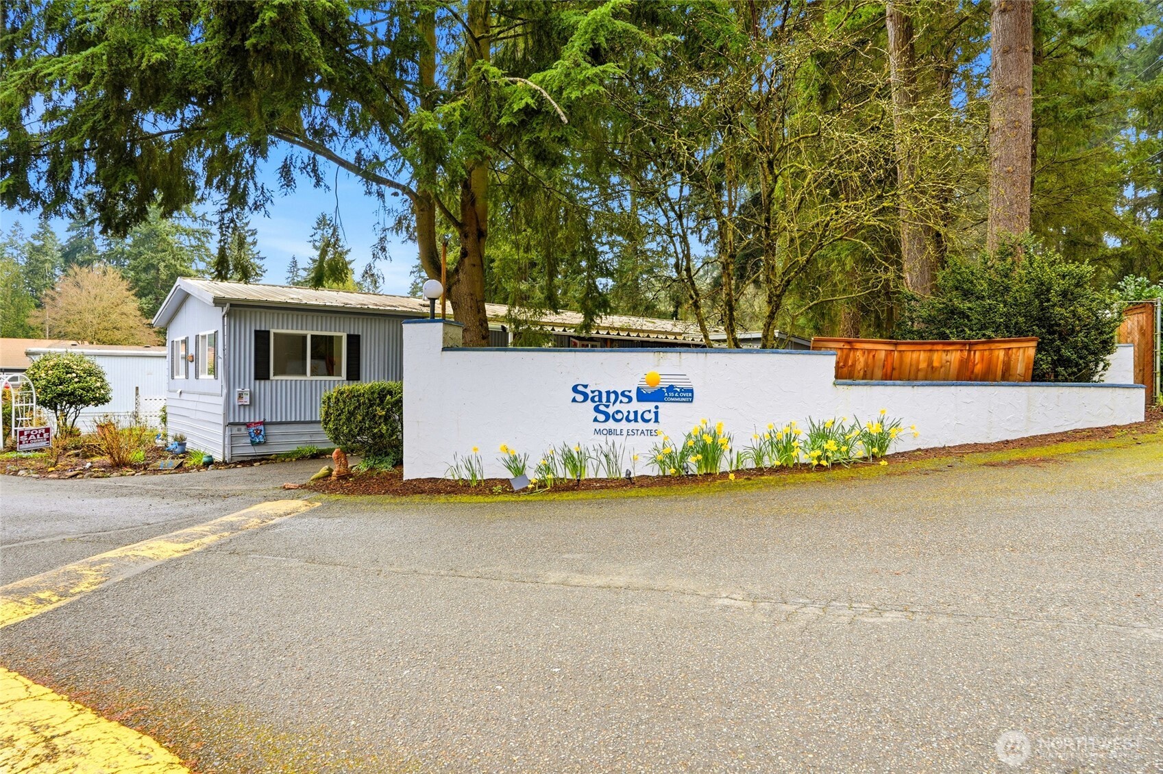 12727 112th Avenue E Unit: 13