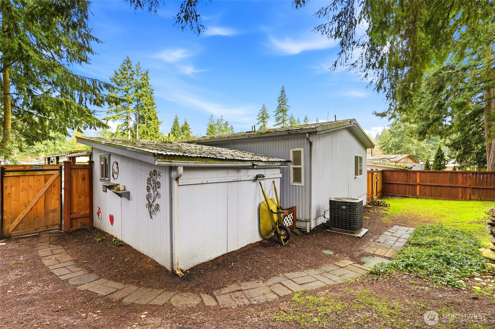 12727 112th Avenue E Unit: 13