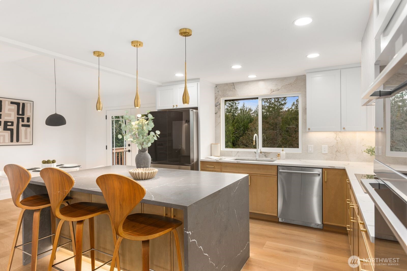 6341 E Sabelhaus Lane