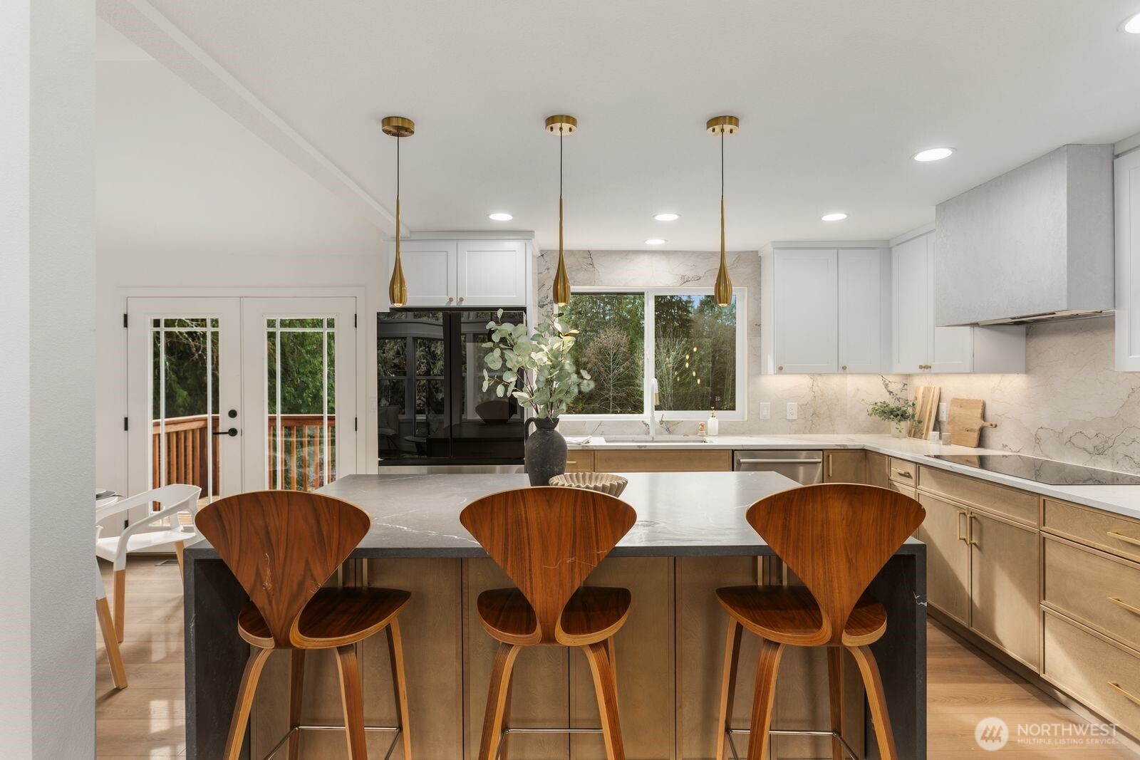 6341 E Sabelhaus Lane