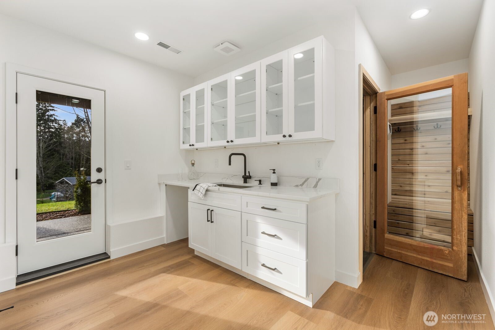6341 E Sabelhaus Lane
