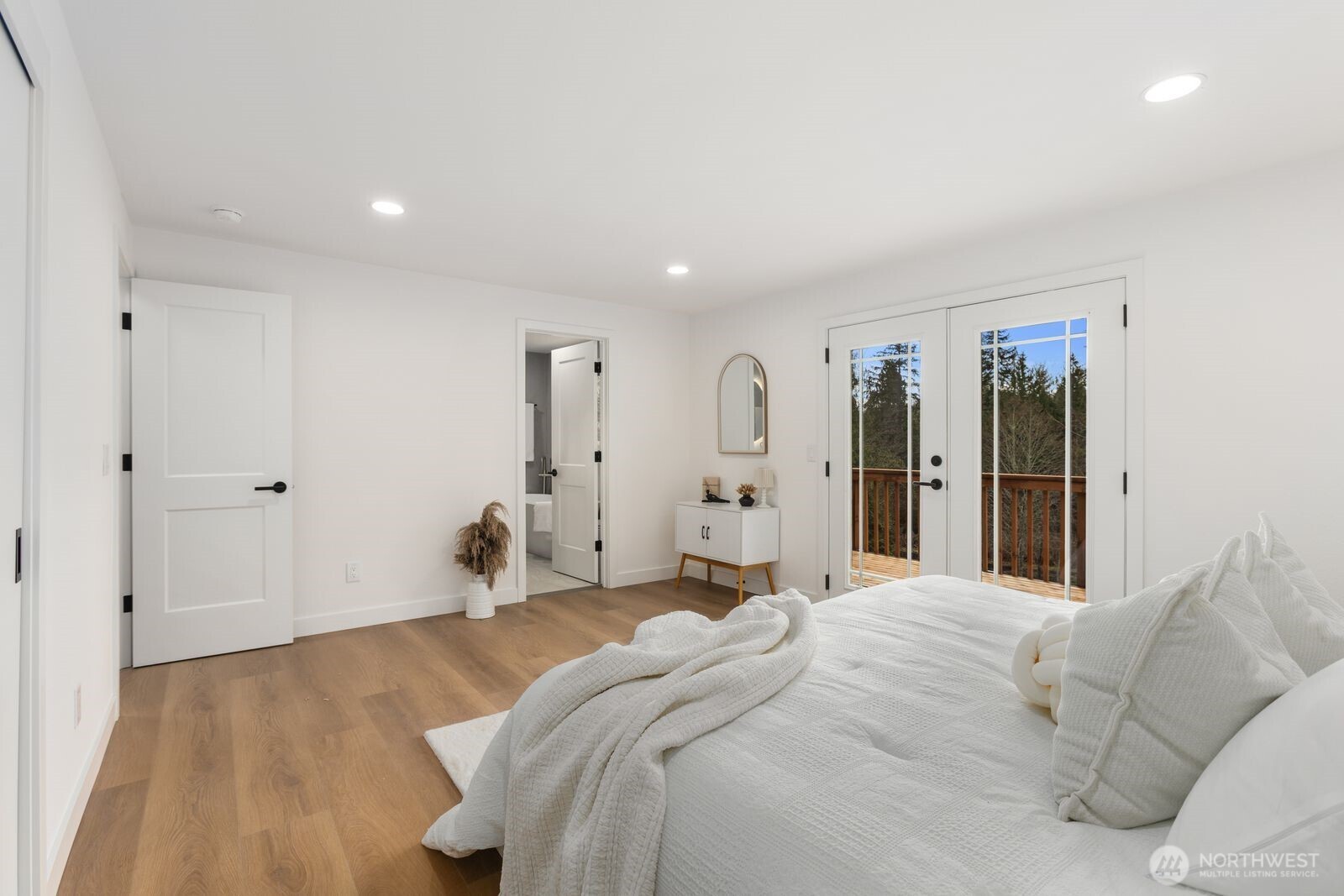 6341 E Sabelhaus Lane