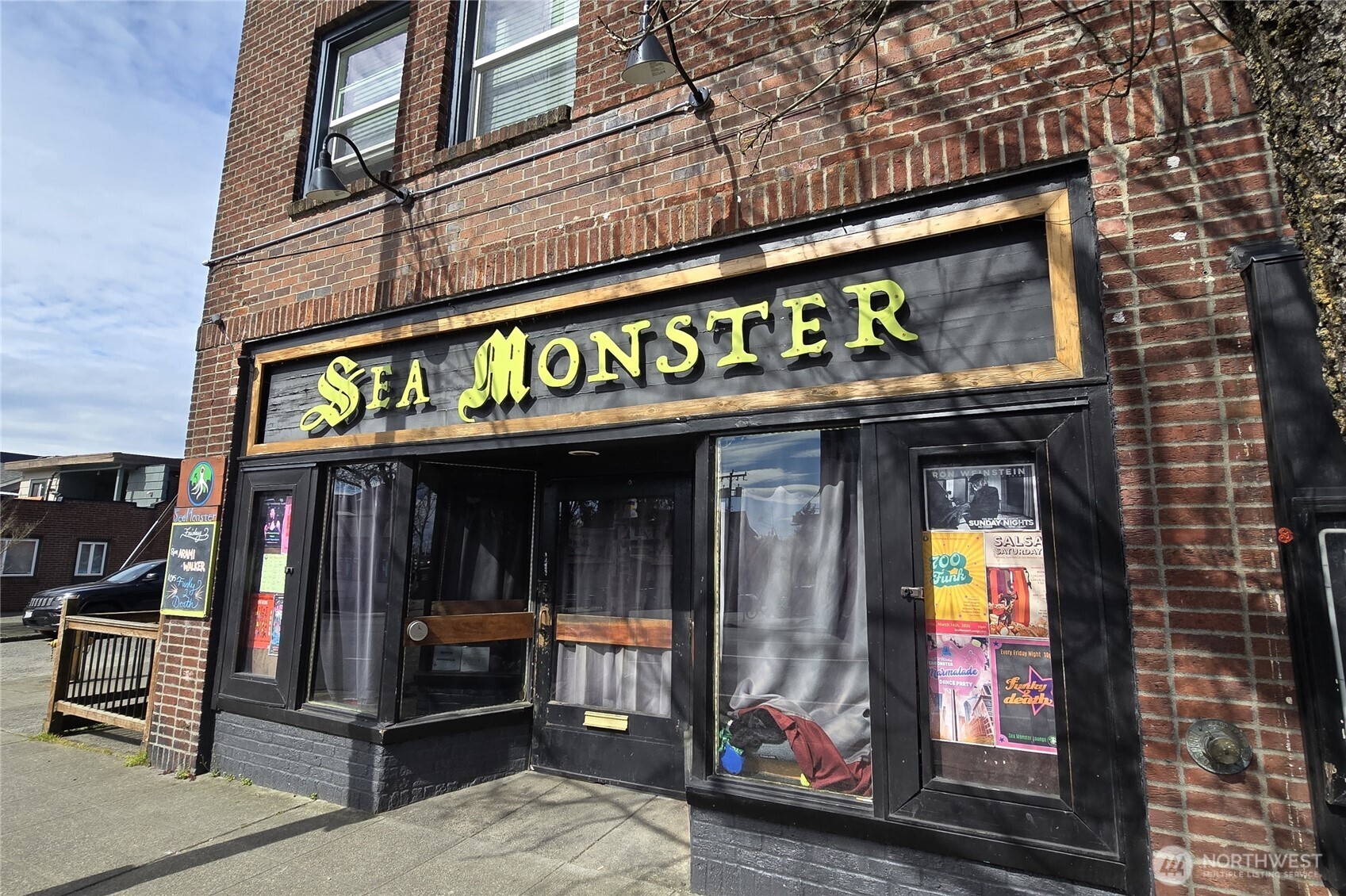 4422 Bagley Avenue N Unit: 216