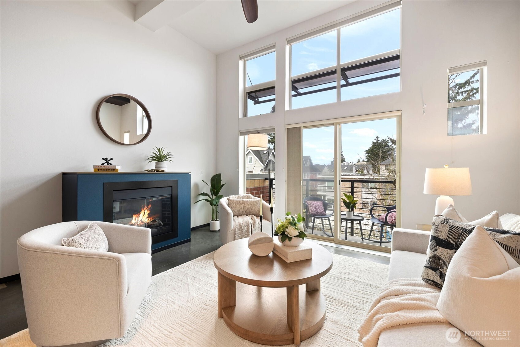 4422 Bagley Avenue N Unit: 216