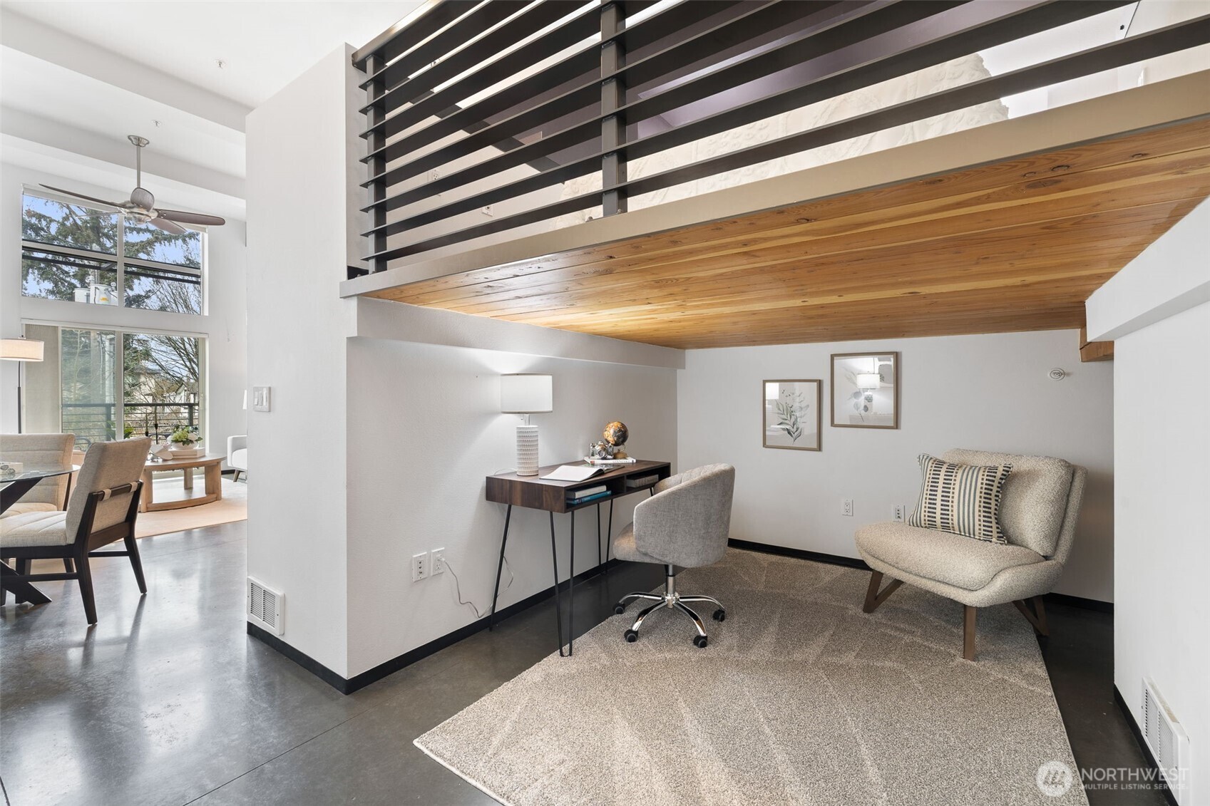 4422 Bagley Avenue N Unit: 216
