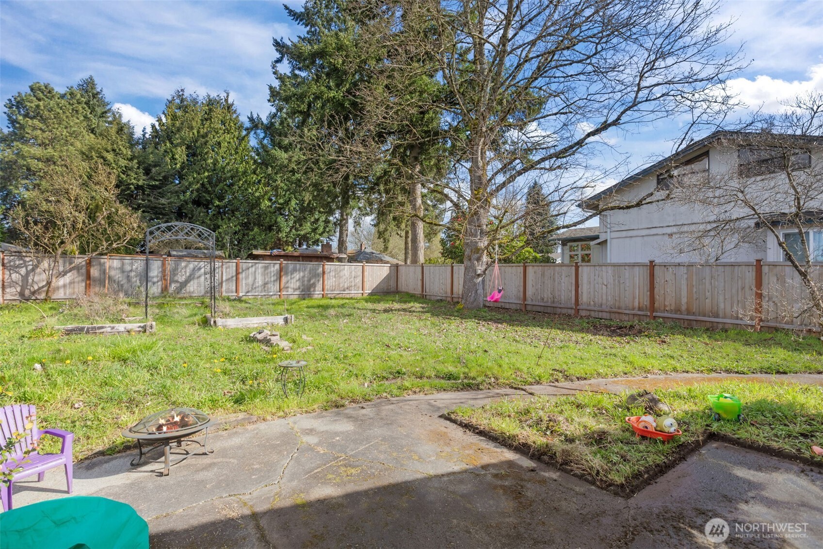 1711 4th Avenue NW