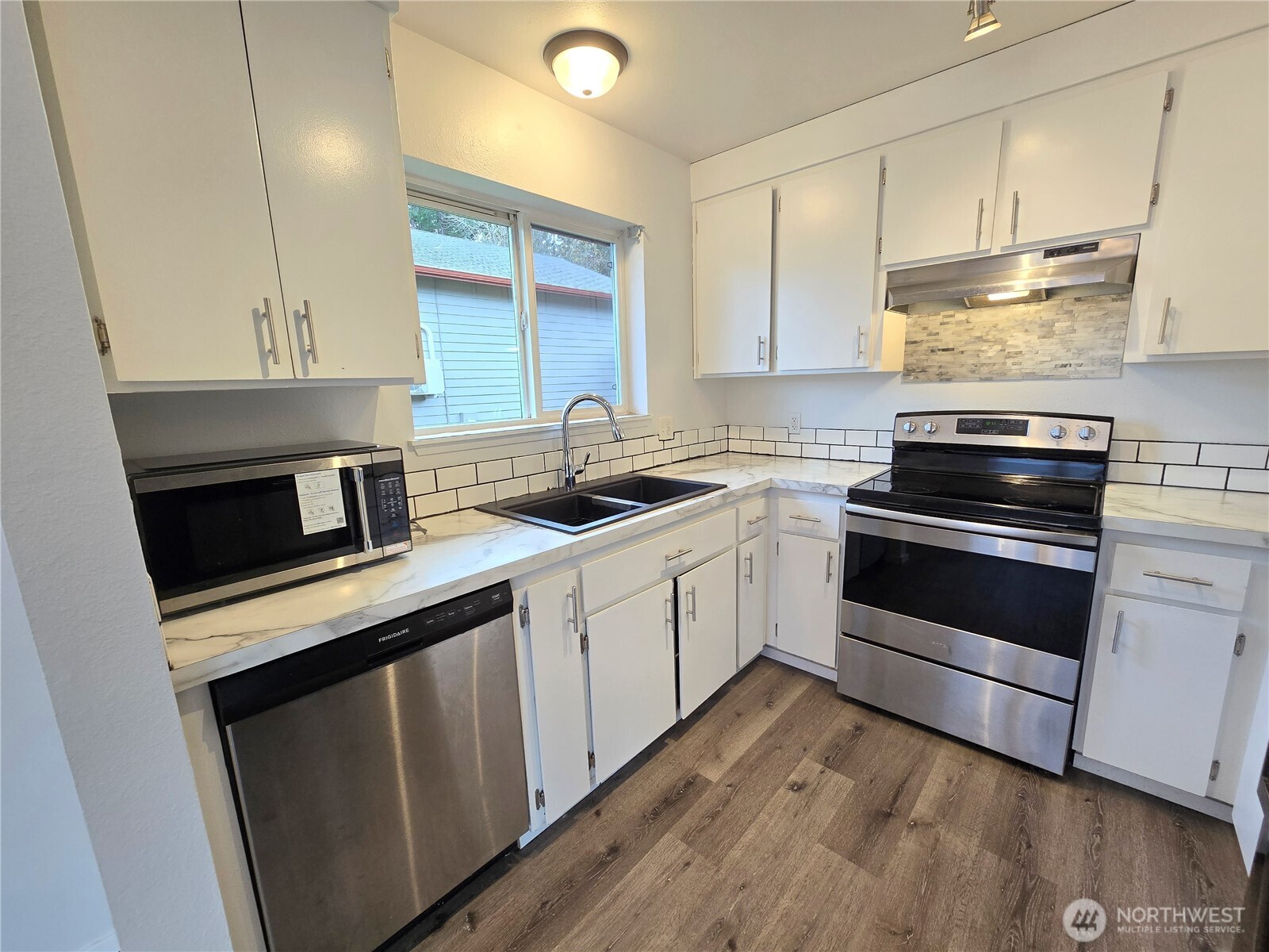1812 W 12th Street