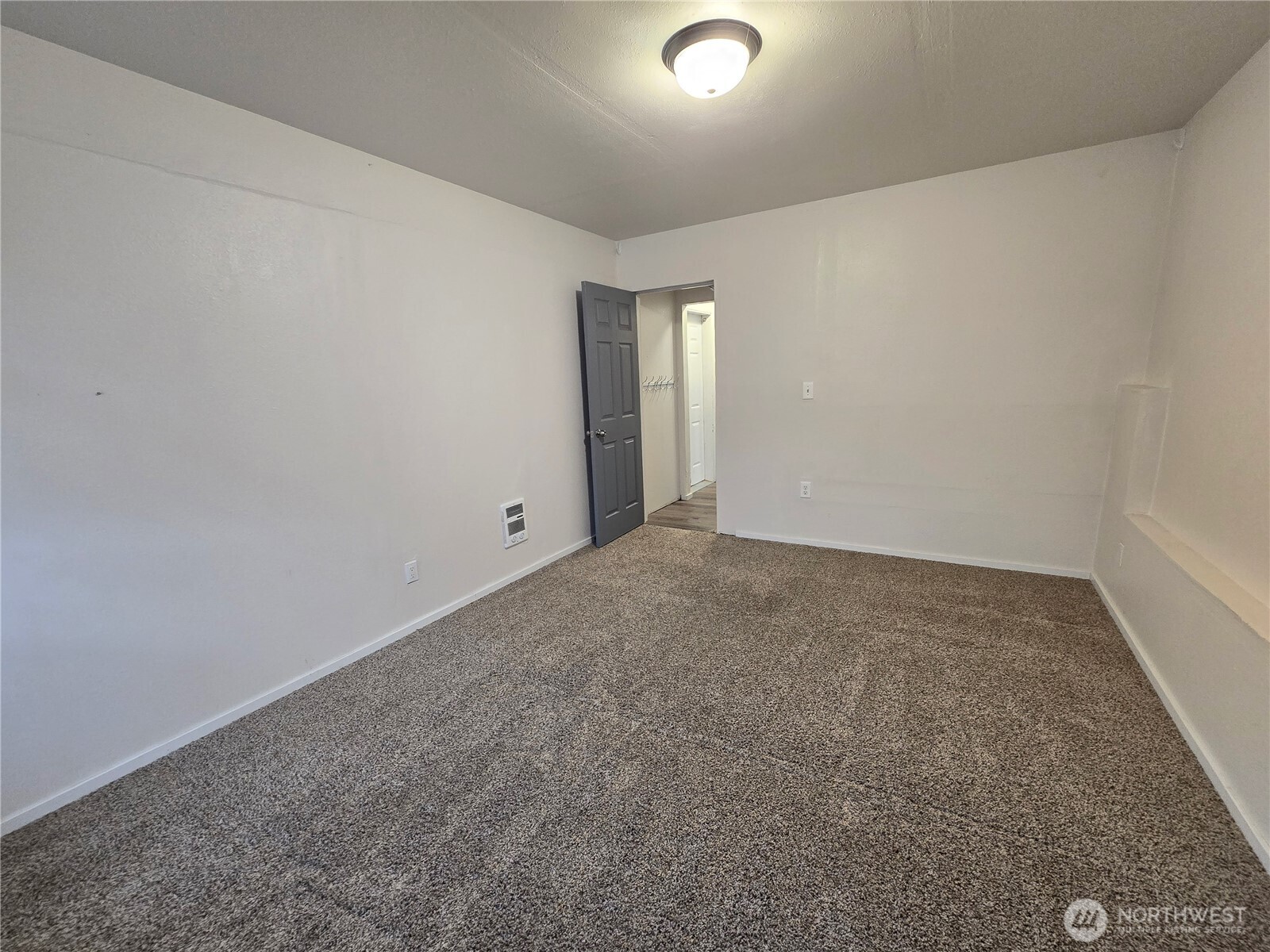 1812 W 12th Street